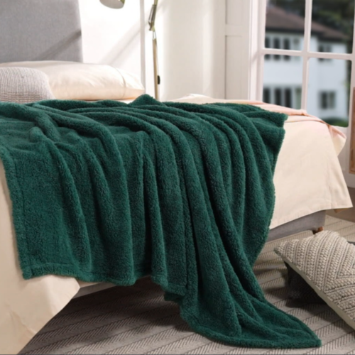 Penguin_Home_Solid_Sherpa_Blanket_Green